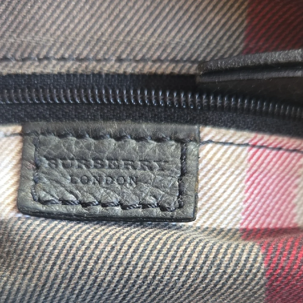 Vinatage Burberry Dark Gray Leather Messenger Bag